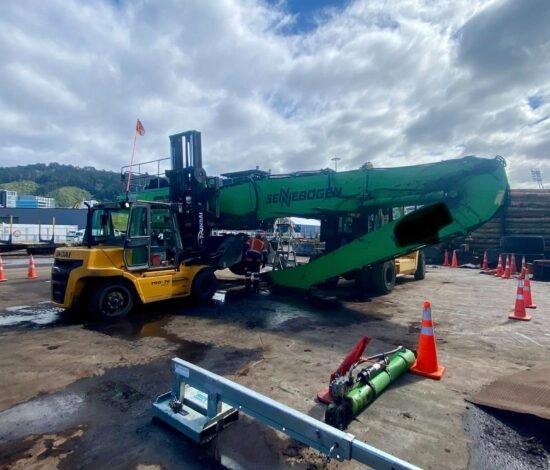 Hydraulic servicing and repairs